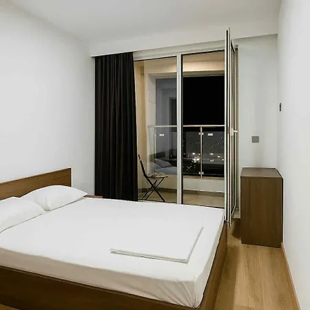 Moonlight Panorama 27th Floor *