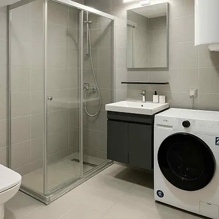 Moonlight Panorama 27th Floor סקופיה