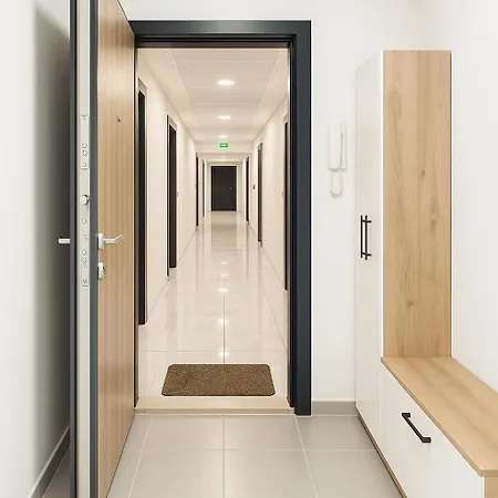 Moonlight Panorama 27th Floor * סקופיה