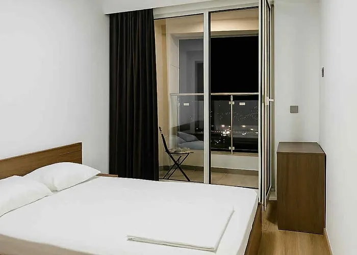 Moonlight Panorama 27th Floor *