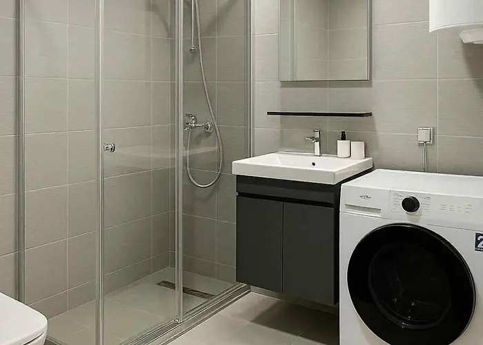 Moonlight Panorama 27th Floor スコピエ