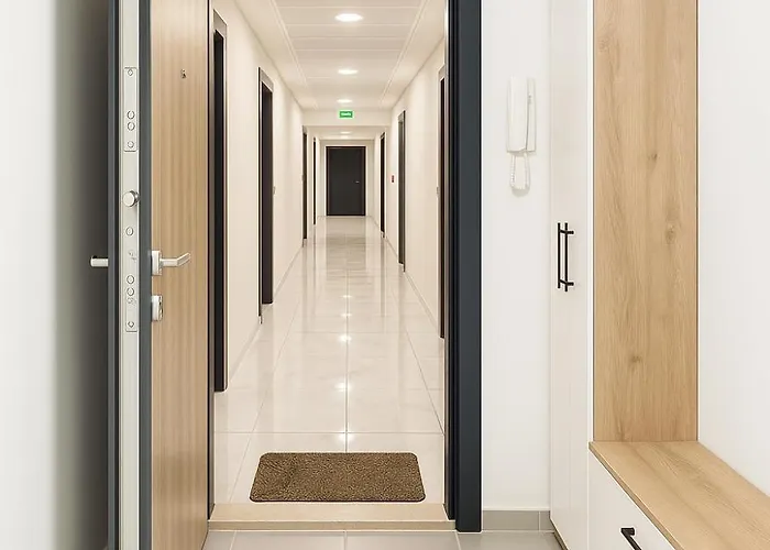 Moonlight Panorama 27th Floor * スコピエ